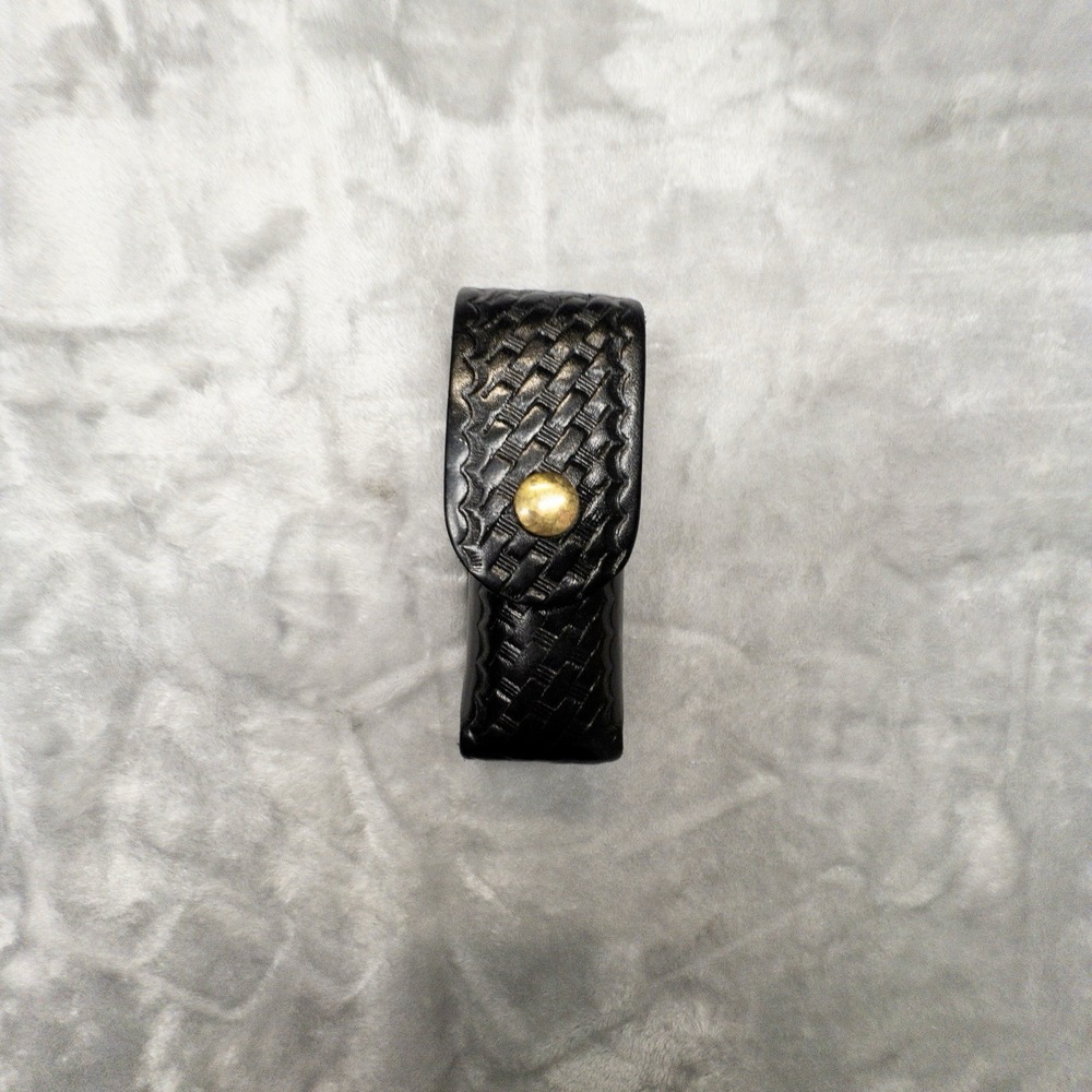 Boston Leather 5527 Black Basketweave Flashlight Mace Duty Belt‎ Holster 5"x2"